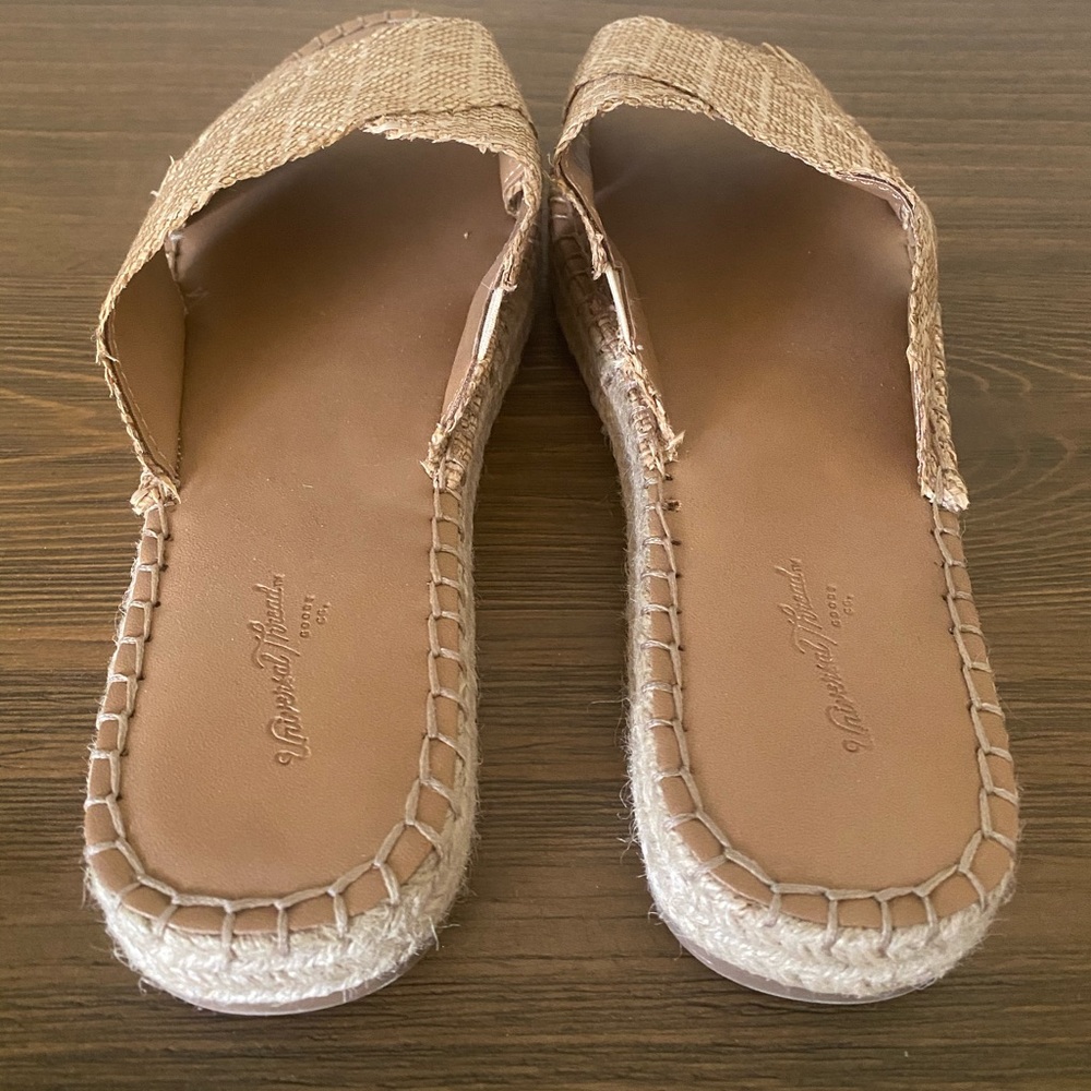 Universal Thread Raffia Slides - Picture 4 of 4